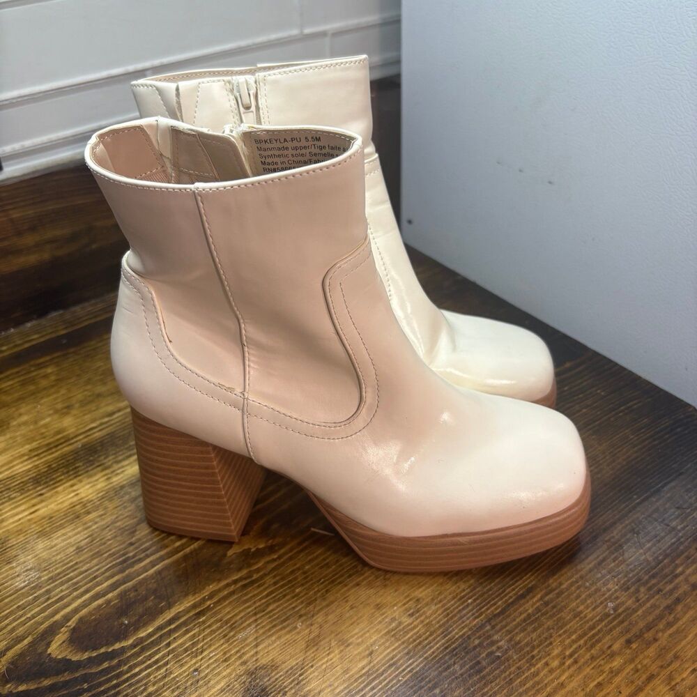 BP Off White Keyla Platform‎ Boots Size 5.5